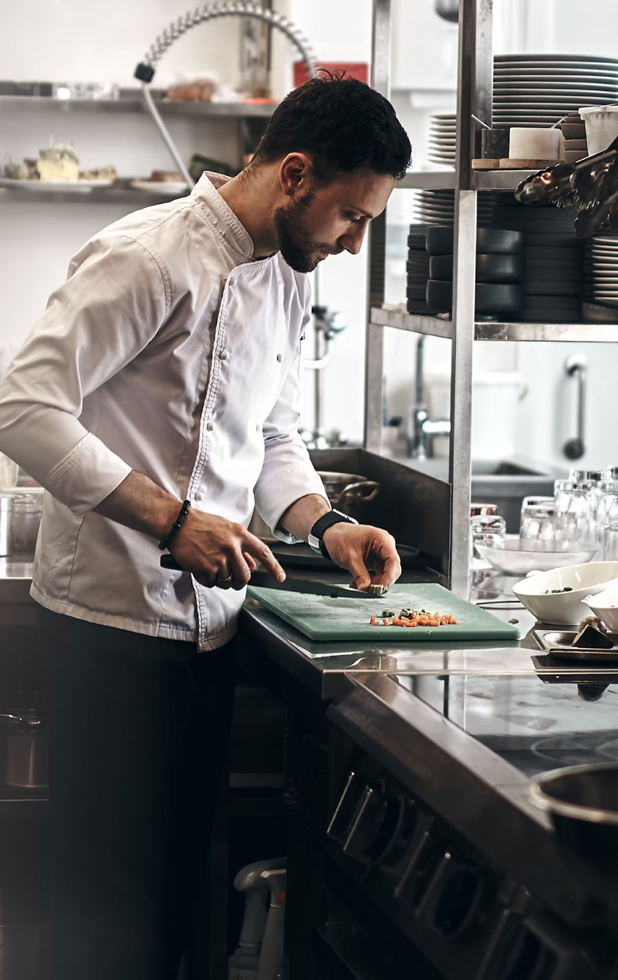 1367, 1367, Foto-quiénes somos, Foto-quienes-somos.jpg, 175285, https://www.levapan.com/wp-content/uploads/2024/05/Foto-quienes-somos.jpg, https://www.levapan.com/nosotros/quienes-somos/foto-quienes-somos/, , 1, , , foto-quienes-somos, inherit, 1365, 2024-05-31 16:27:33, 2024-05-31 16:27:33, 0, image/jpeg, image, jpeg, https://www.levapan.com/wp-includes/images/media/default.png, 900, 1427, Array