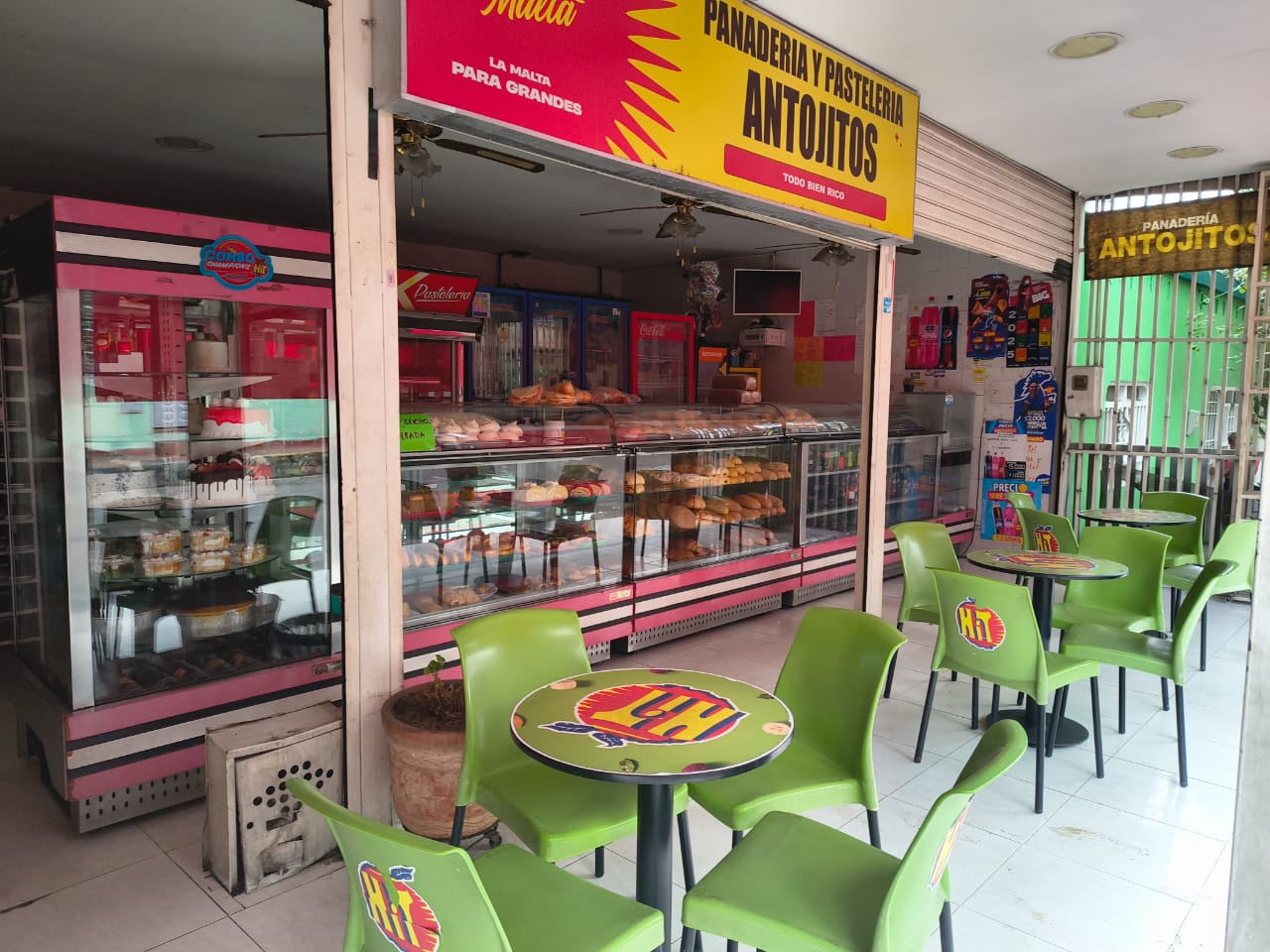 Panadería antojitos todo bien rico