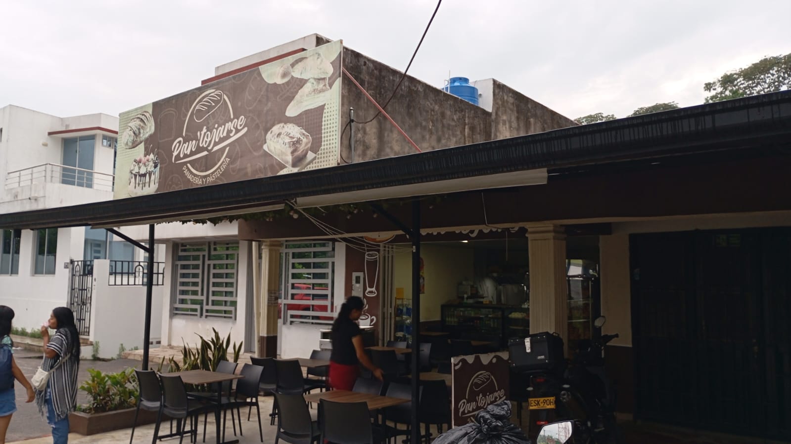Panadería y Pastelería Pan’tojarse