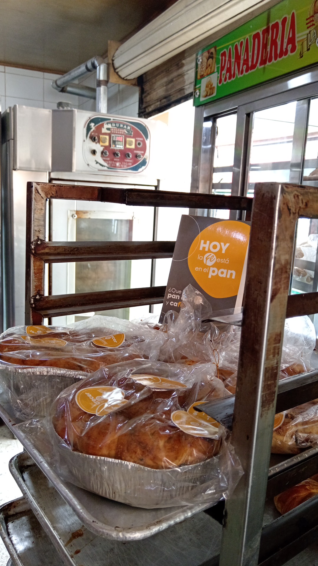 Panadería cafetería y pastelería la nueva vida