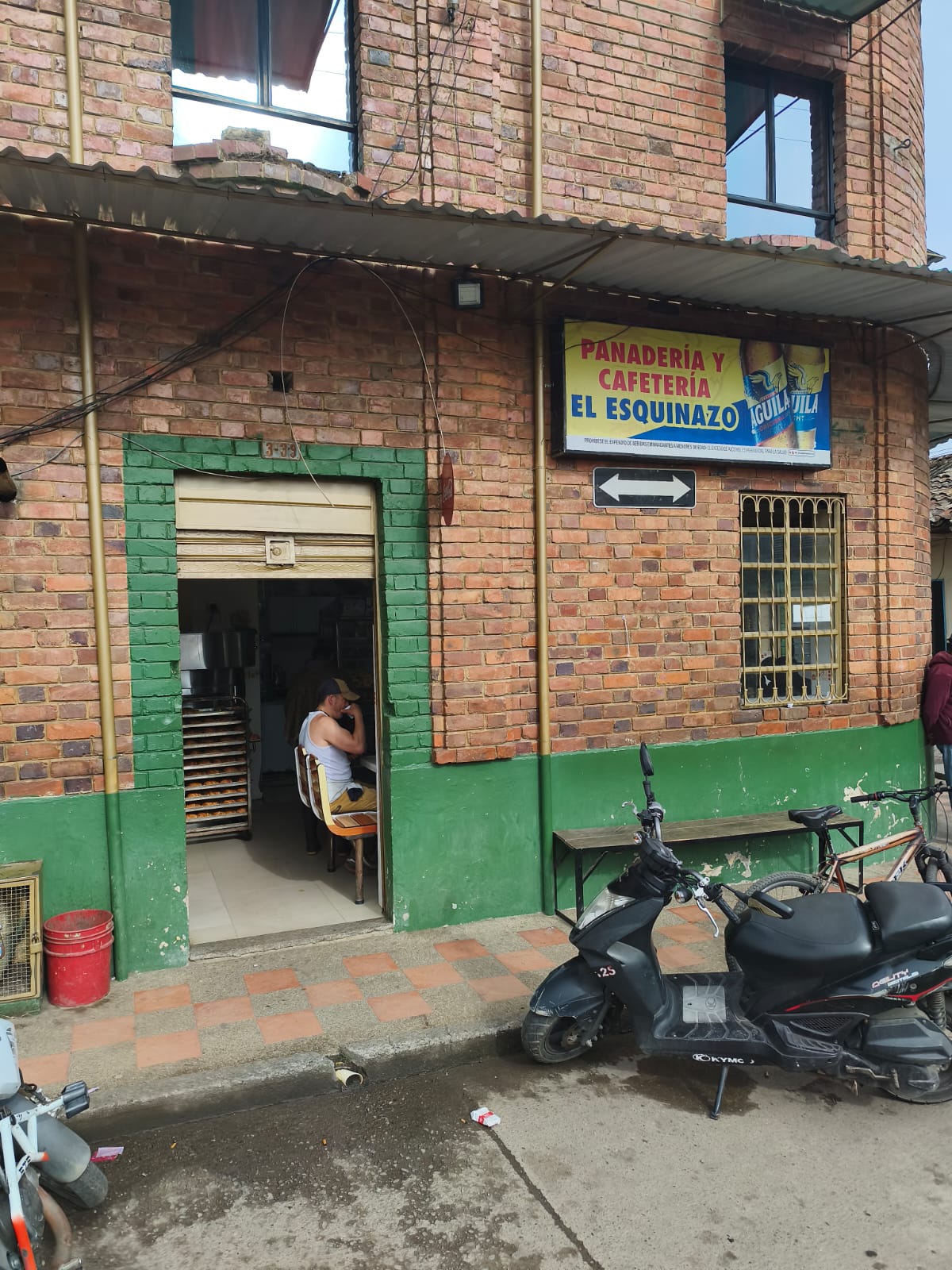 Panadería el esquinazo